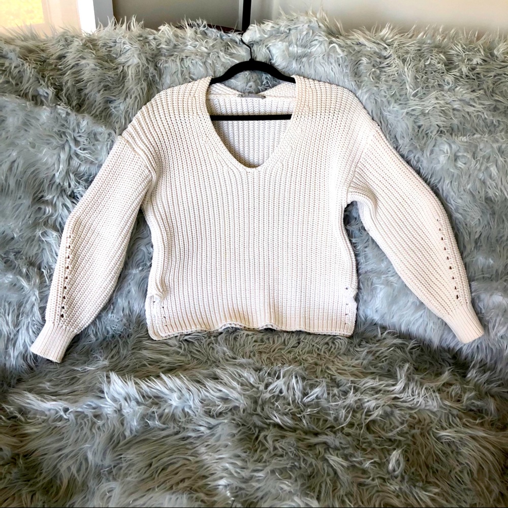 Everlane Bone White Texture Cotton V-Neck Sweater